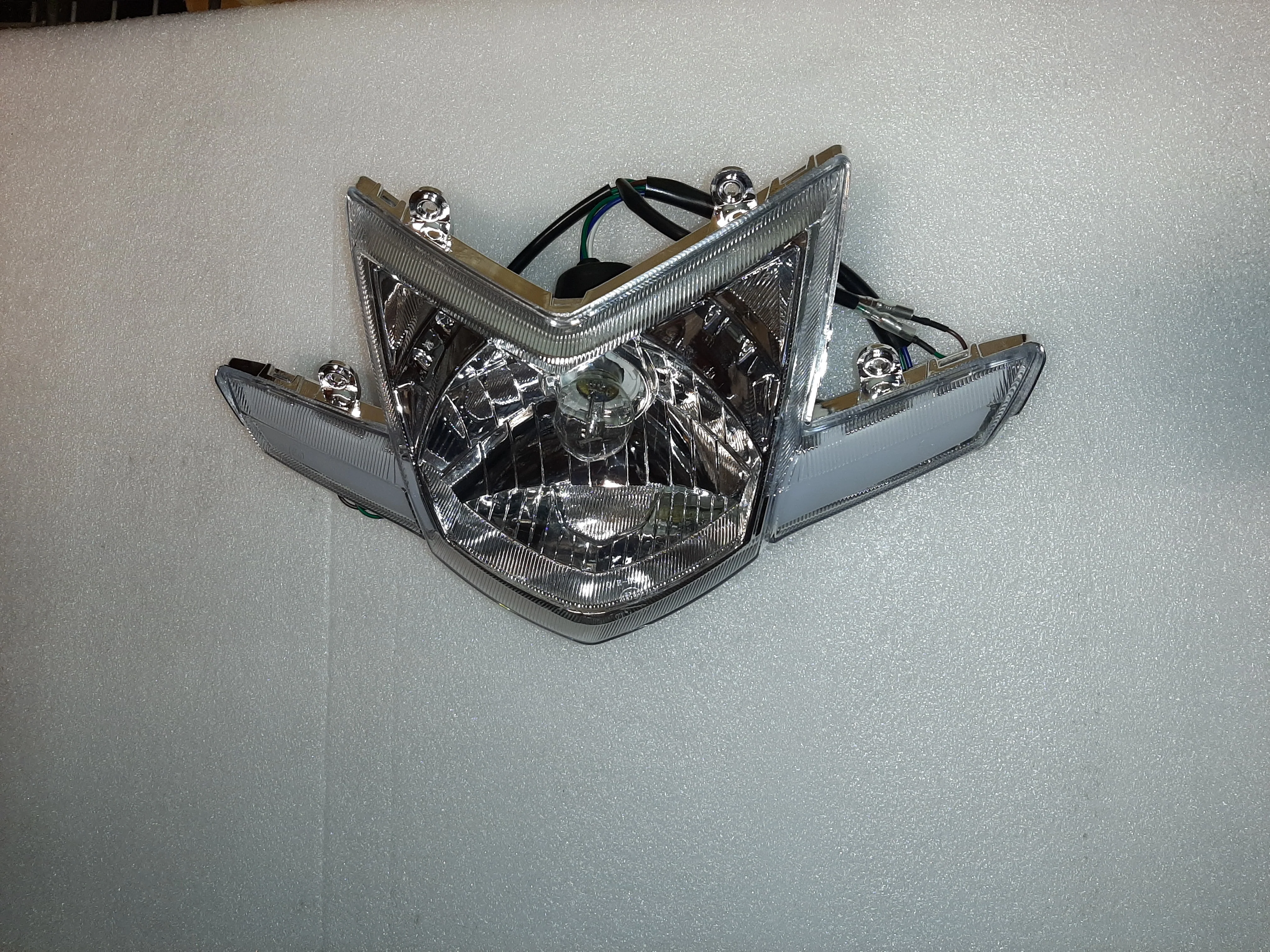Headlight - PBC1437XL