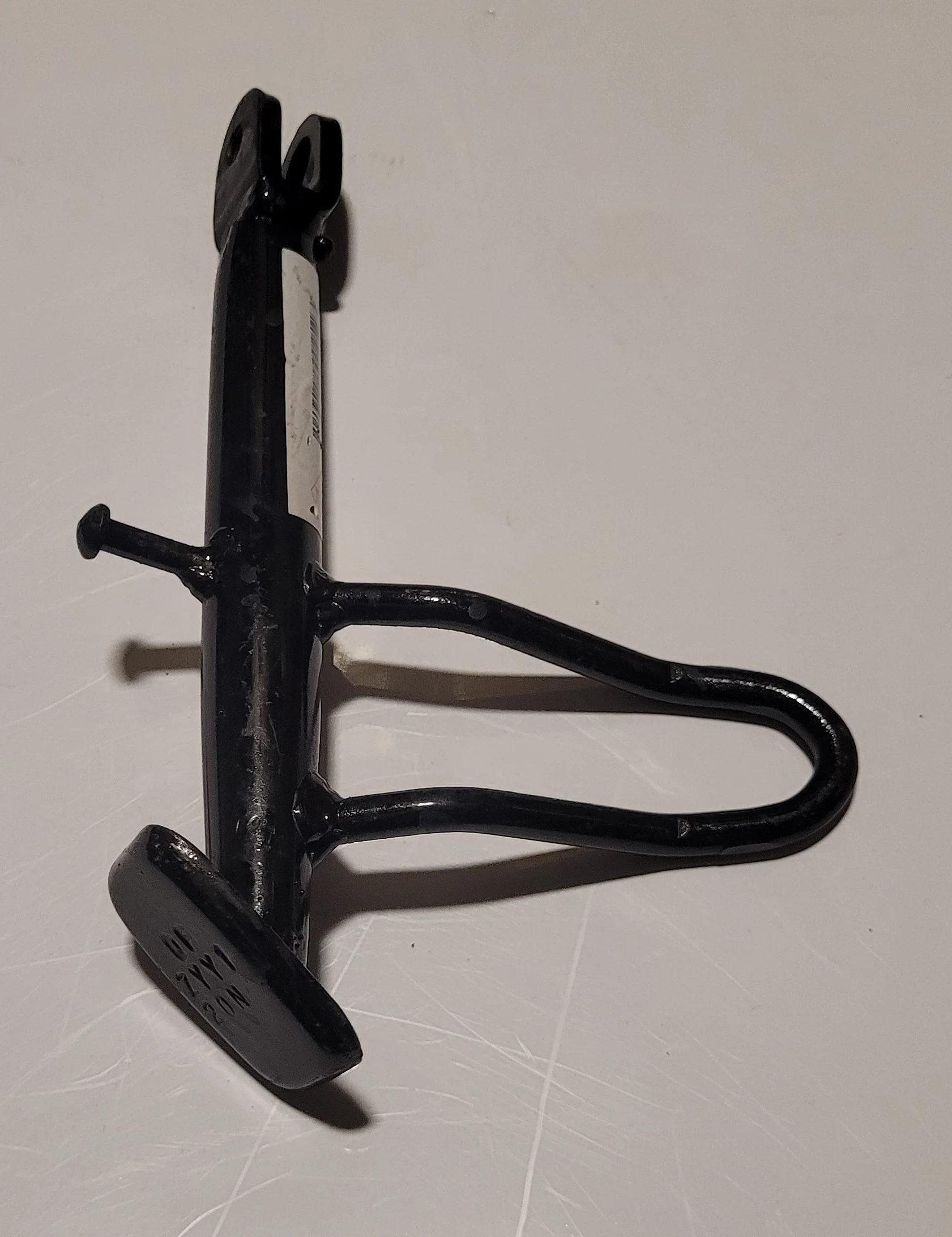 Ultron Kick stand
